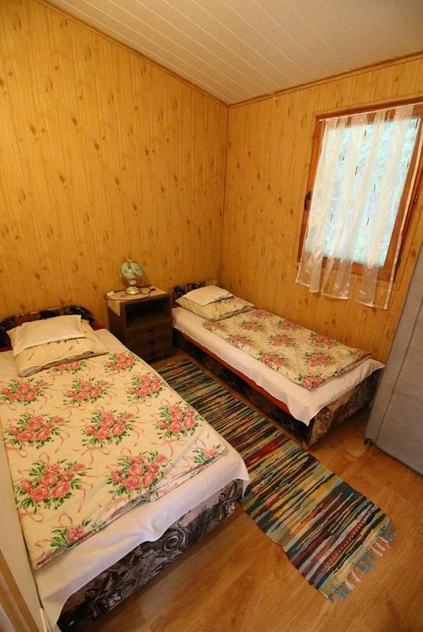 Horvath Vendeghaz Hotel Monosbel ภายนอก รูปภาพ